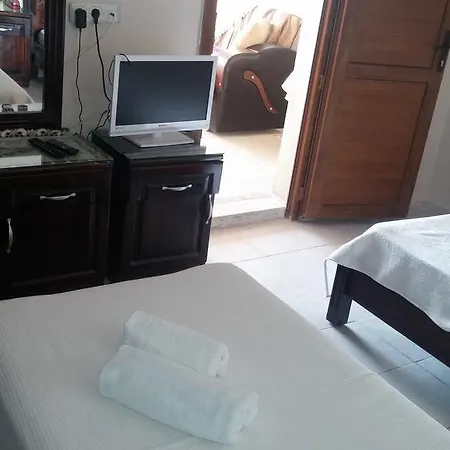 Delfin Hotel 3*