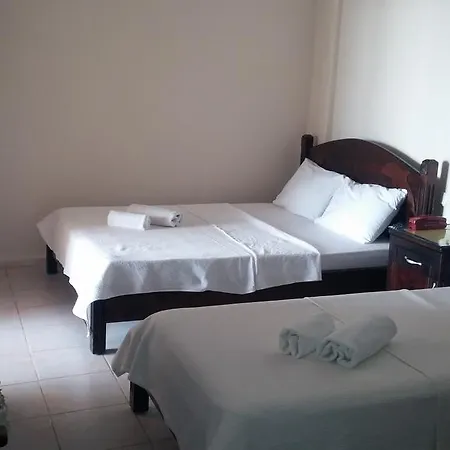 Delfin Hotell